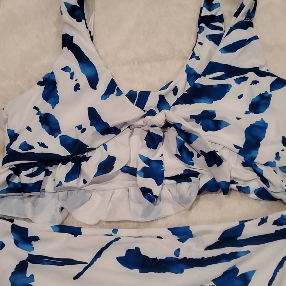 Swimsuit - Picture 2 of 2